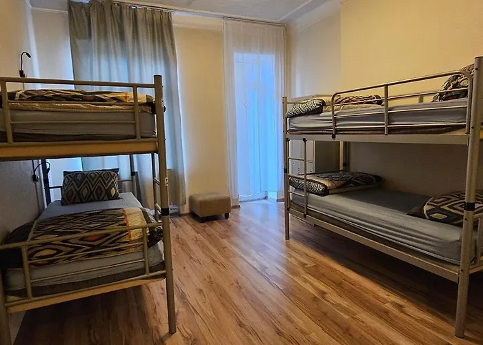 Mr Jo's אכסניה קובנה